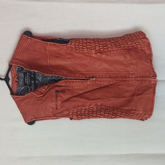 Montana Co Burnt Orange Faux Leather Smocked Zip Vest Size Medium - Picture 1 of 7